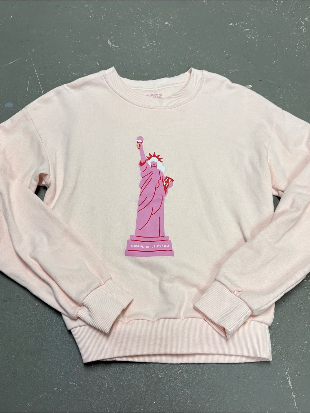 Museum of Ice Cream Statue of Liberty Pink Crewneck Sweatshirt Womens Small
